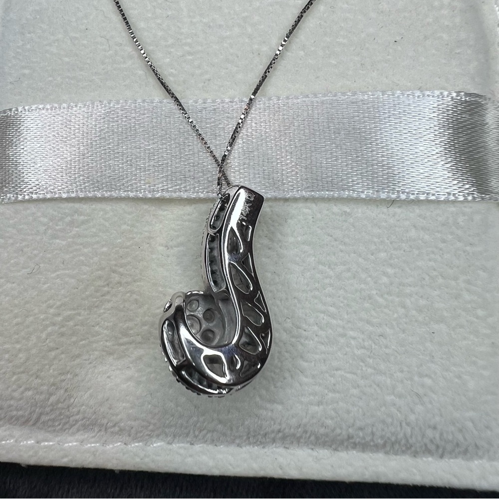 LB Exclusive 14K White Gold 1 ct Diamond Cluster Swirl Necklace - Picture 3 of 4